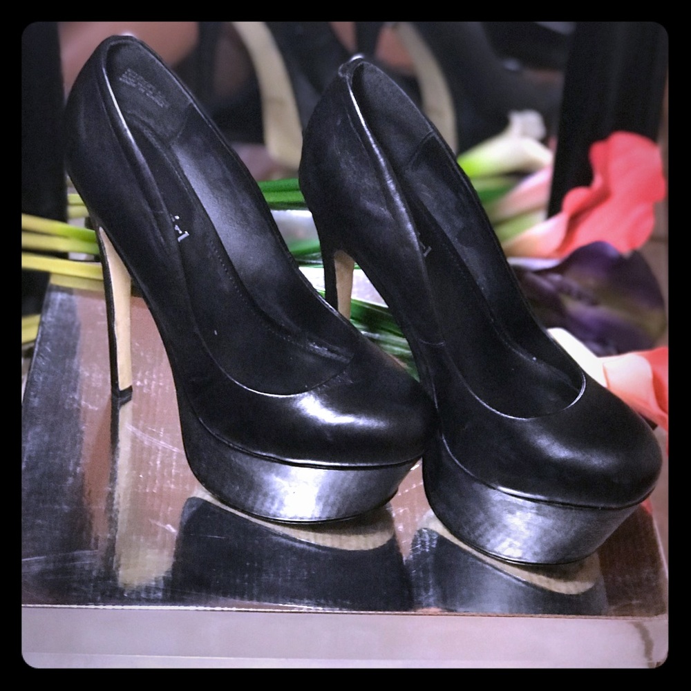 🖤👠🖤ZiGi girl Black Pumps heels 🖤👠🖤